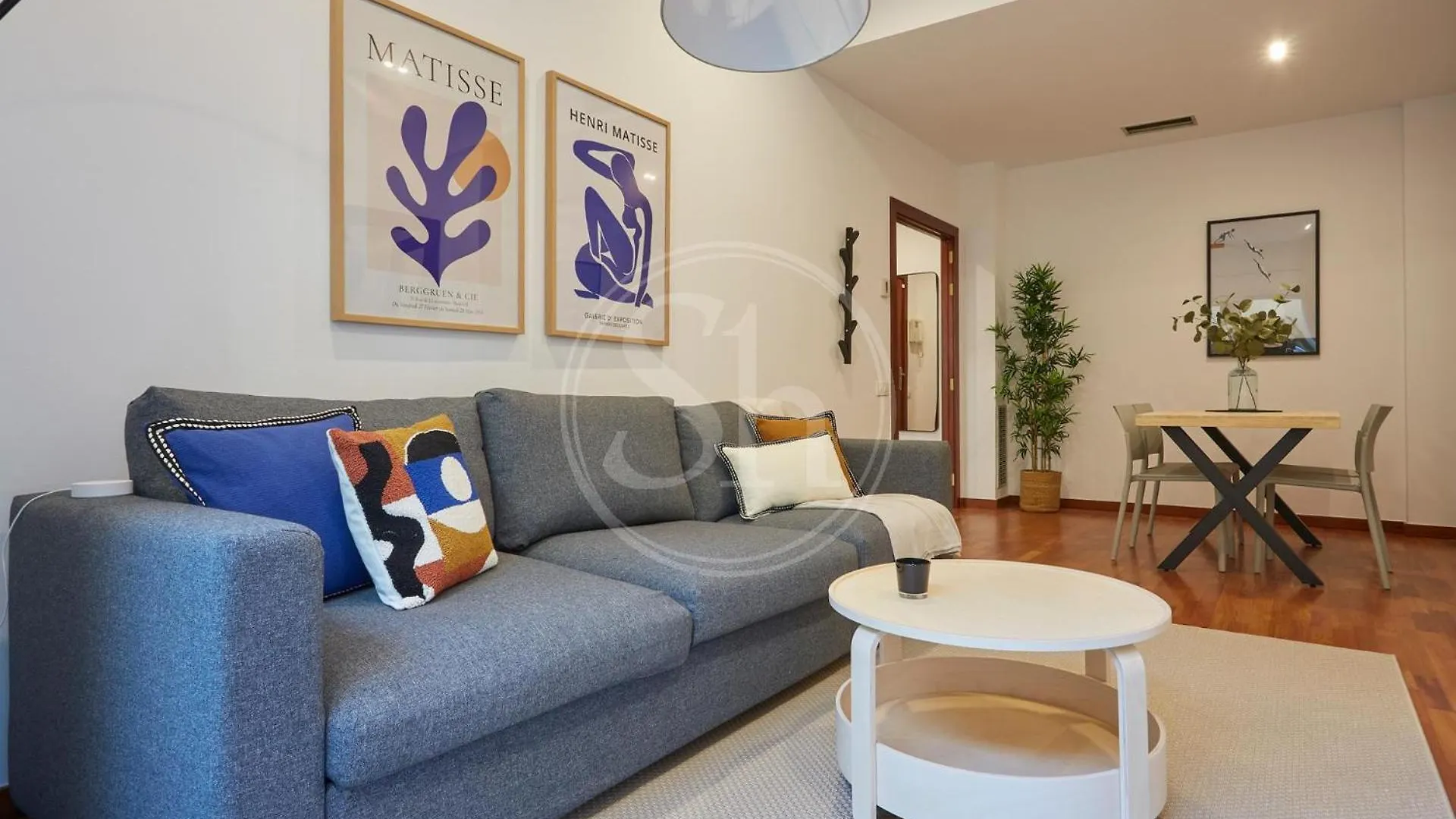Bonito Apartamento Con Terraza Apartment Barcelona Spain